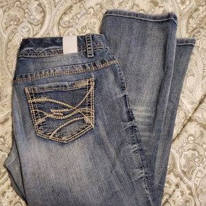 Maurices Denim capris